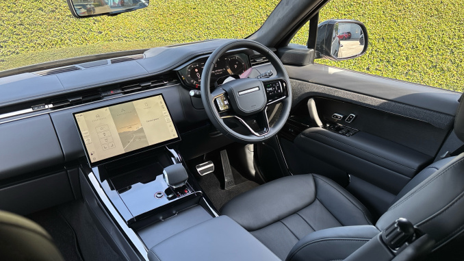 Land Rover Range Rover Sport 3.0 D300 Autobiography 5dr Auto Diesel Estate - Image 24